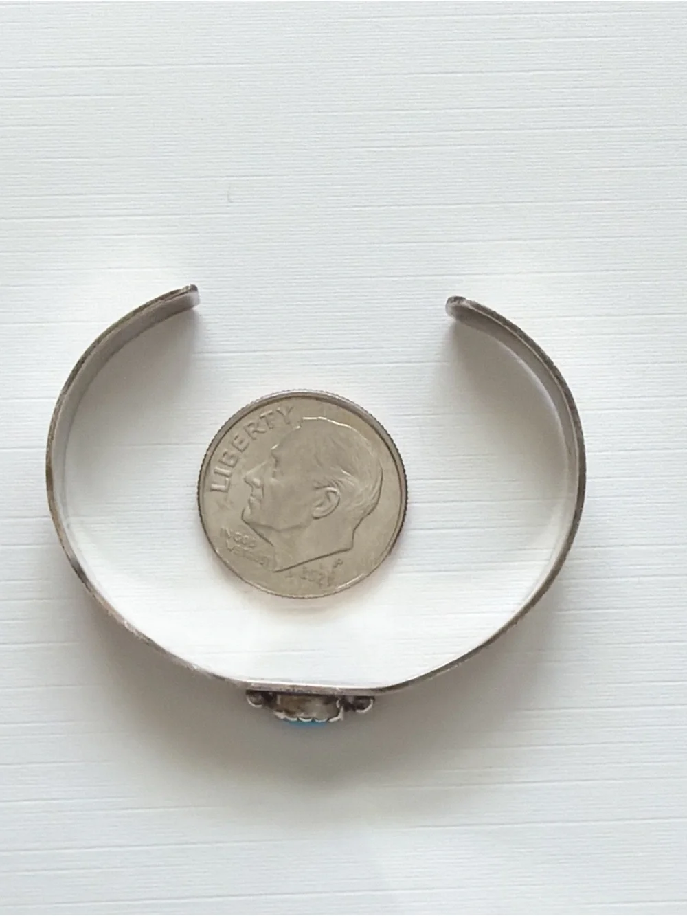Vintage Southwestern Turquoise Sterling Silver Cuff Bracelet